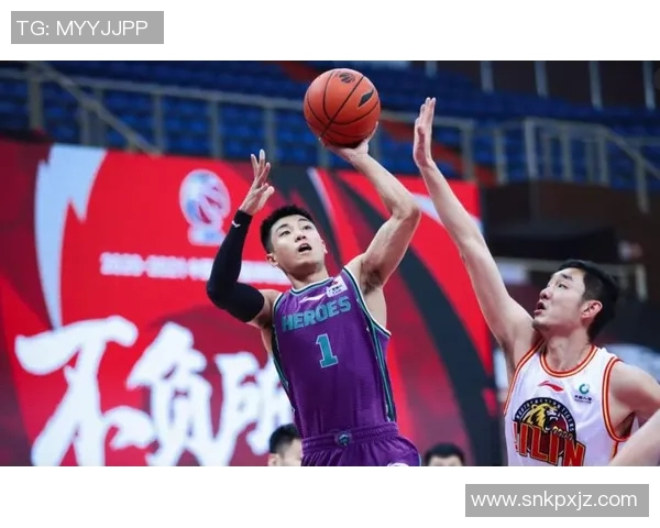 CBA2018赛季山东队与吉林队激战正酣精彩瞬间回顾与分析